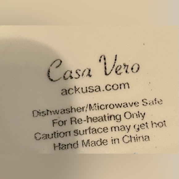 Tuscany ACK Casa Vero Hand Painted, yellow,  Fleur de lis Design Canister. 7.75” - Picture 8 of 9